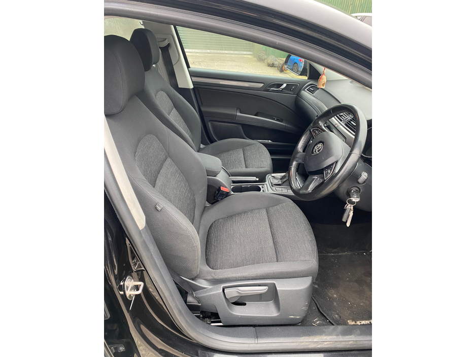 2015 Skoda Superb Active €7,000