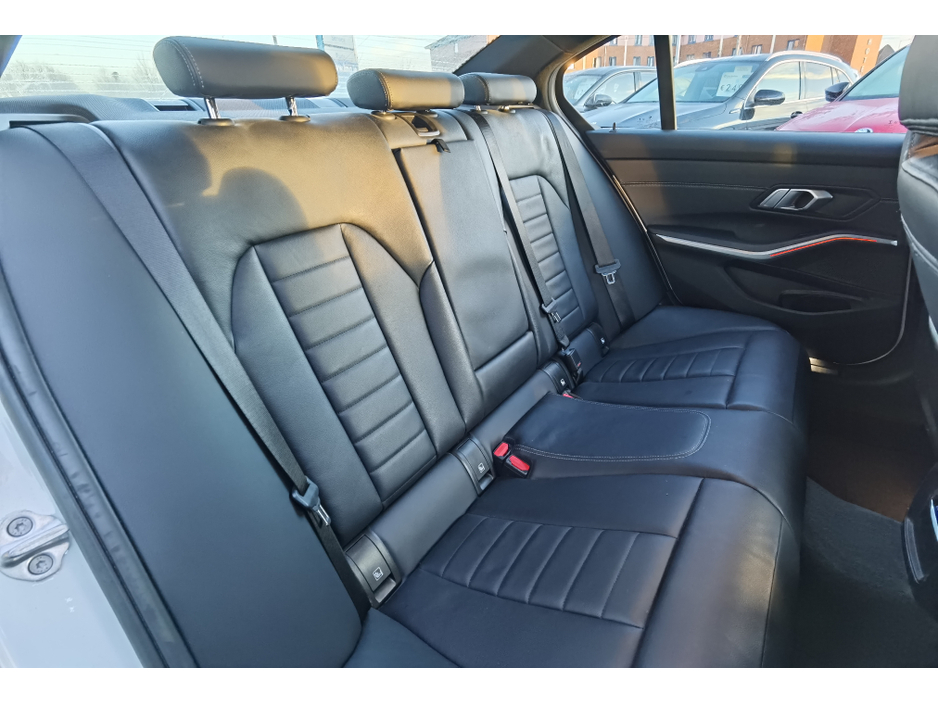 2021 BMW 3 Series 330E M SPORT AUTOMATIC PETROL PLUG-IN HYBRID - FINANCE AVAILABLE - CALL US TODAY ON 01 492 6566 OR 087-092 5525 €25,950