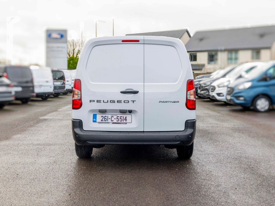 2026 Peugeot Partner 2026 Pre Reg offer PARTNER PROF PLUS 1.5 HDI 100 €23,450