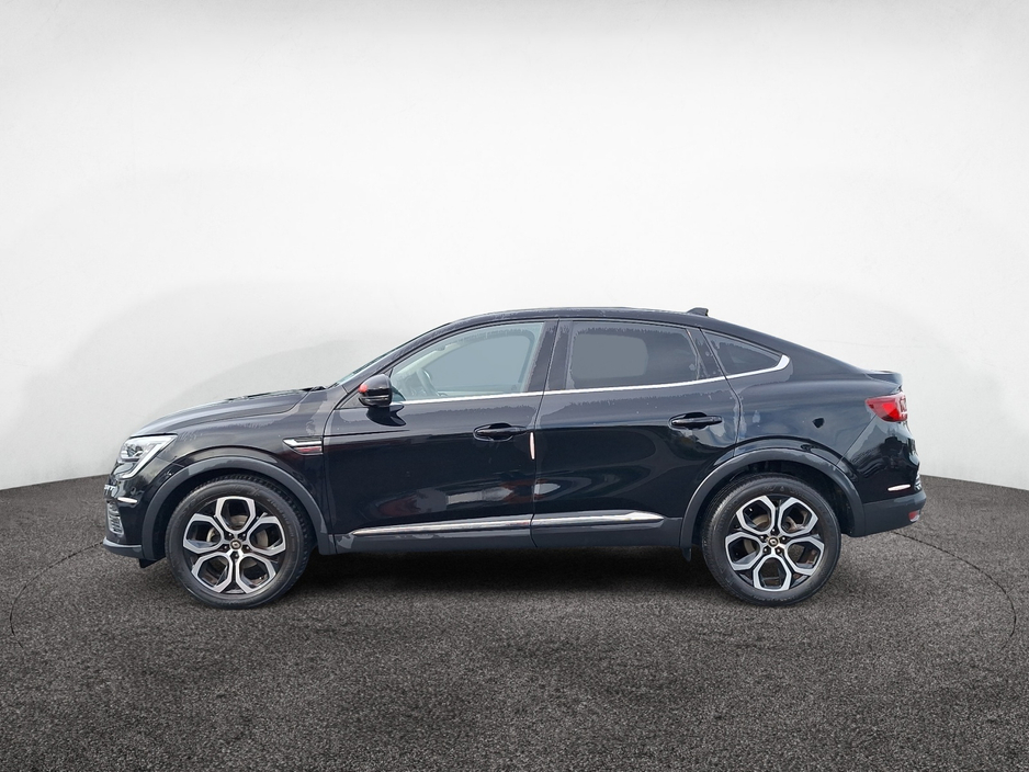 2023 Renault Arkana - image 3