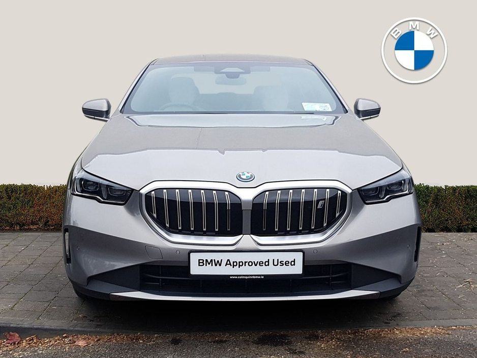 2025 BMW i5 - image 14