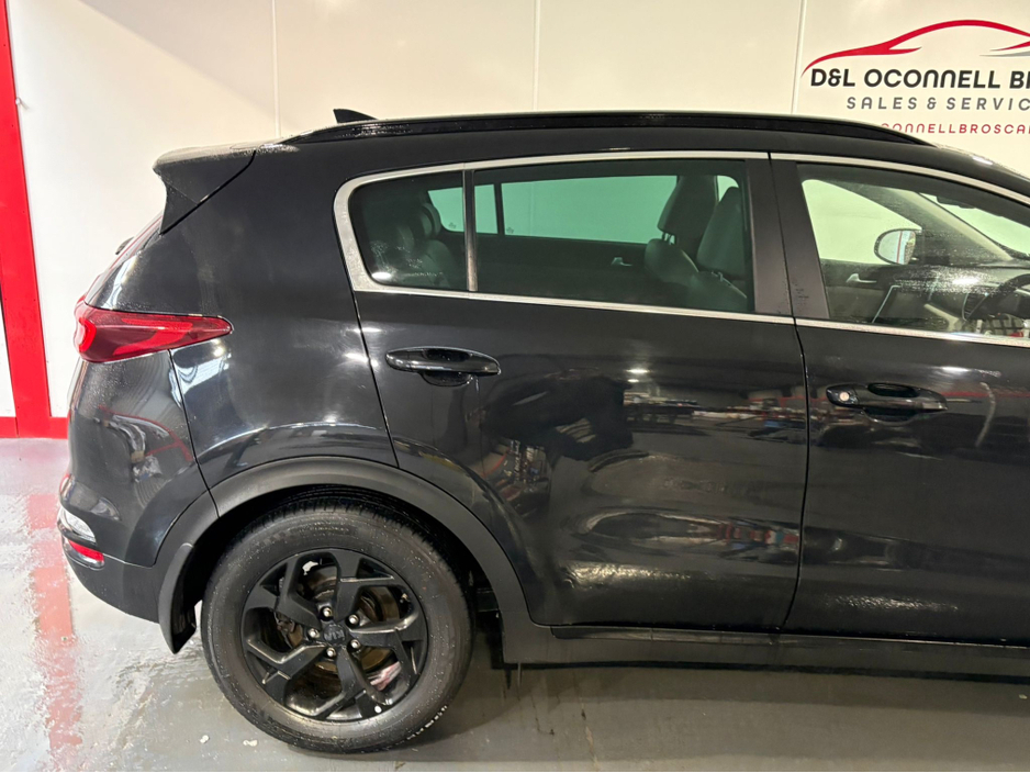 2021 Kia Sportage - image 9