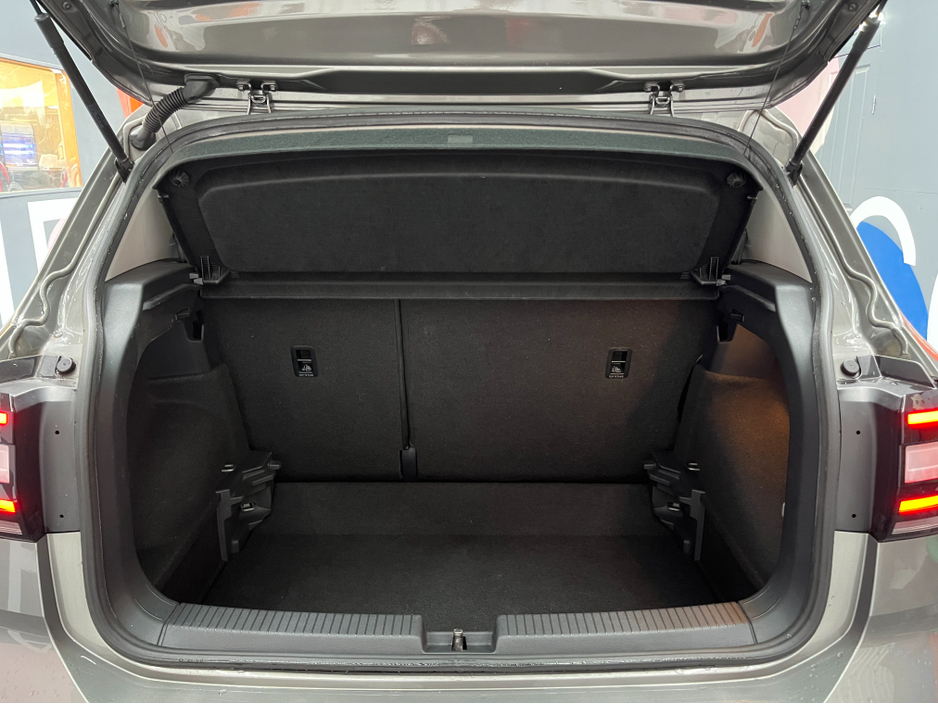 2020 Volkswagen T-Cross €21950! 2020 VOLKSWAGEN T-CROSS TSI FIRST 1.0 AUTOMATIC / CRUISE CONTROL / REVERSE CAMERA AND MORE €21,950