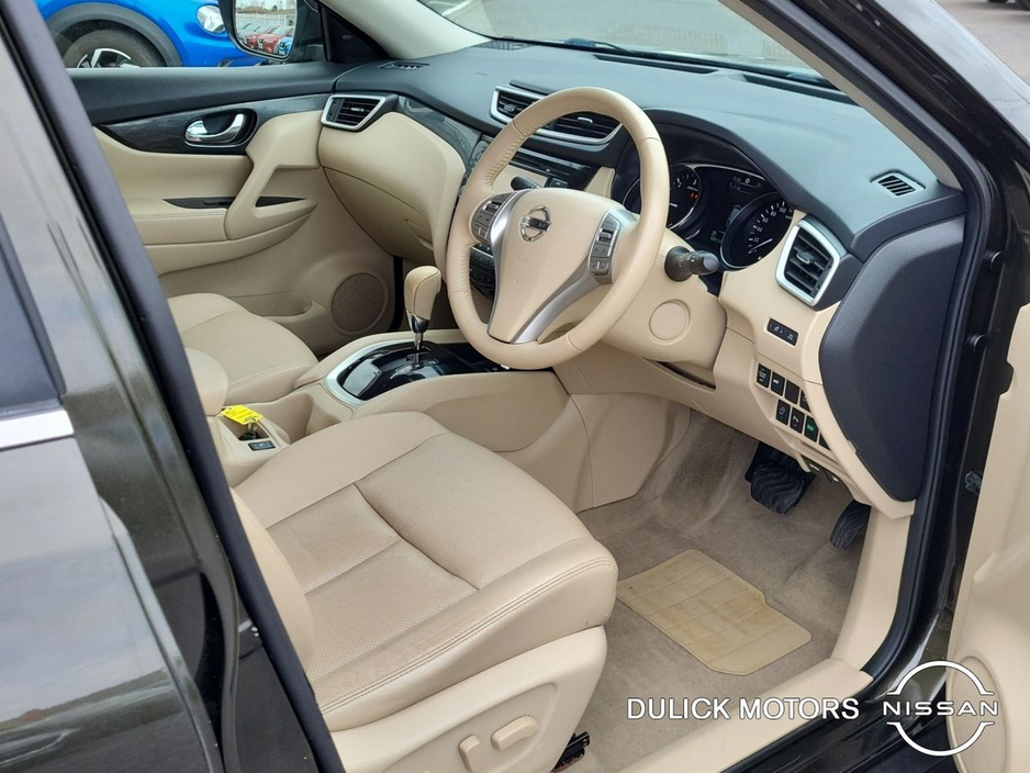 2016 Nissan X-Trail - image 17