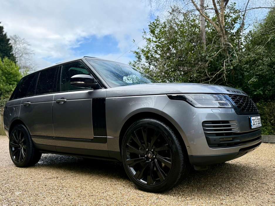 2021 Land Rover Range Rover - image 2