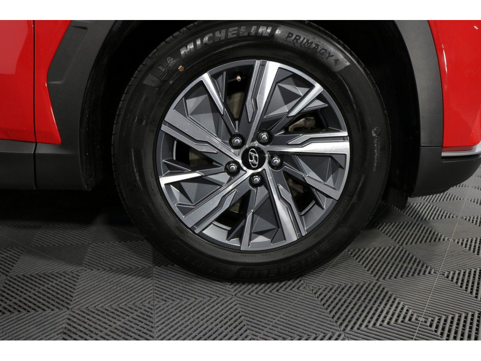 2023 Hyundai Tucson - image 4