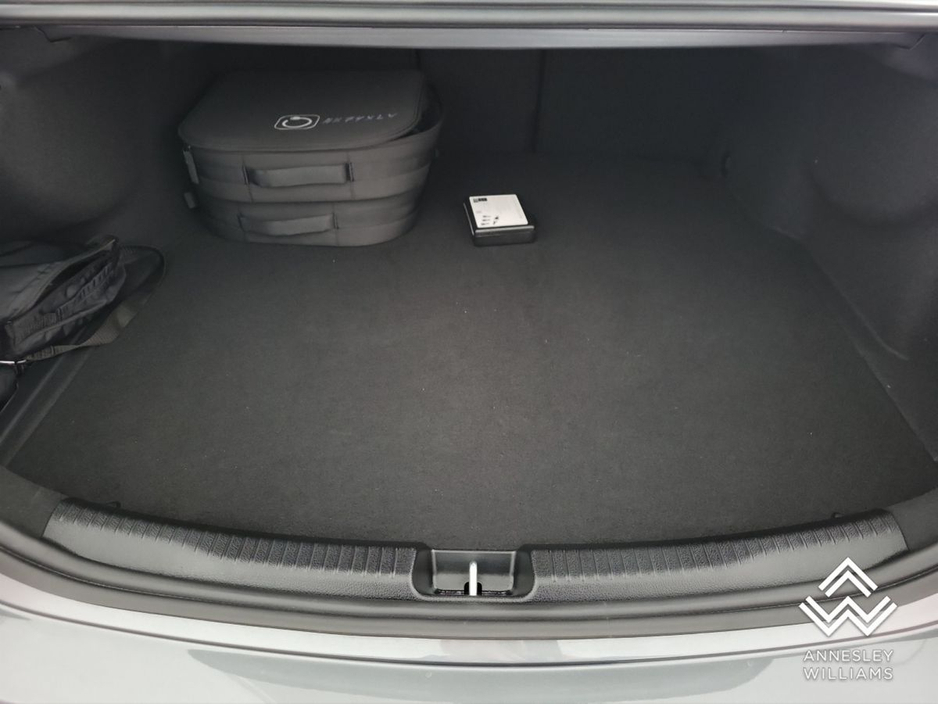 2025 Mercedes-Benz C Class - image 29