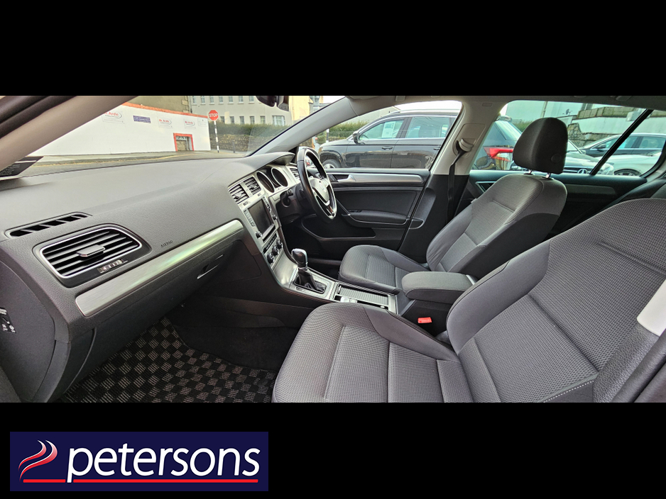 2017 Volkswagen Golf VOLKSWAGEN GOLF 1.2 PETROL AUTOMATIC - LOW MILEAGE €17,950