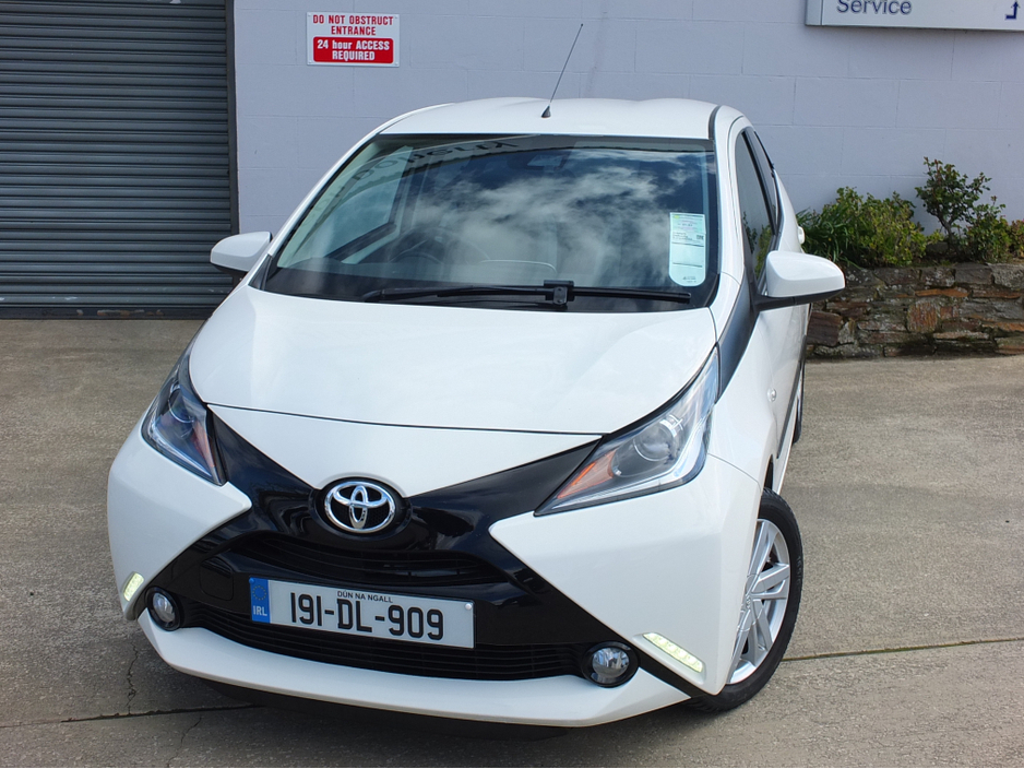2019 Toyota Aygo - image 2