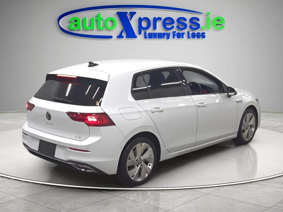 2021 Volkswagen Golf eTSI STYLE, Low mileage, reversing camera