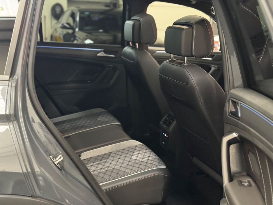 2024 Volkswagen Tiguan - image 17