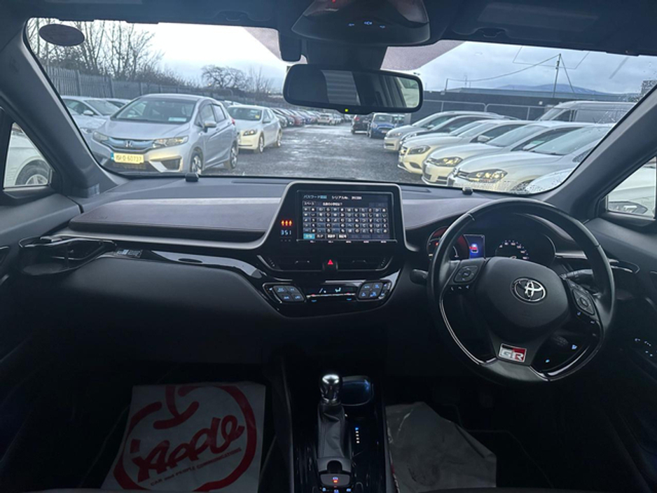 2017 Toyota C-HR - image 17