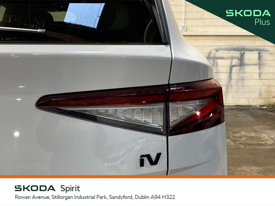 2022 Skoda Enyaq - image 17