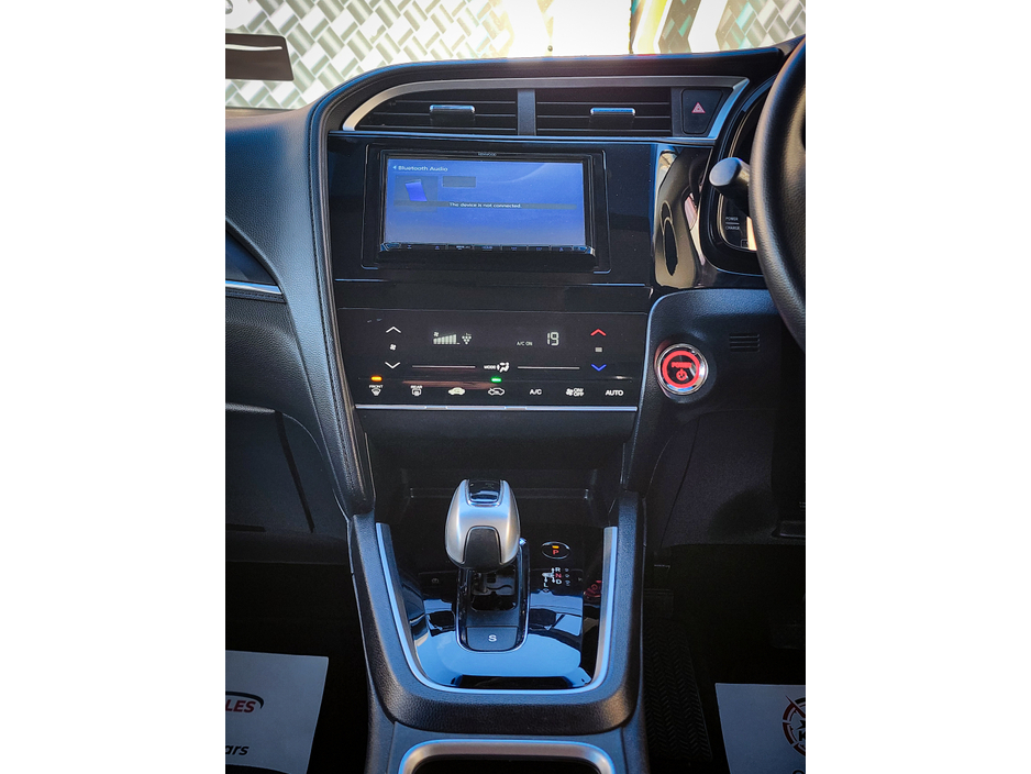 2019 Honda Shuttle Hybrid 5 seater €13,950
