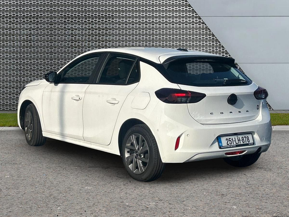 2025 Opel Corsa - image 3