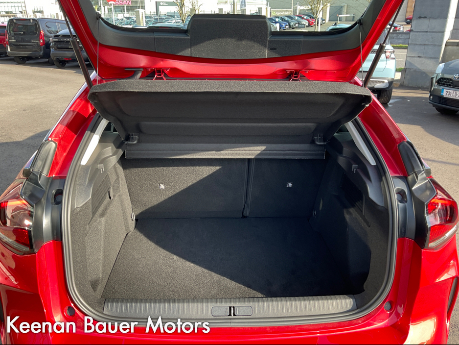 2024 Citroen C4 - image 10