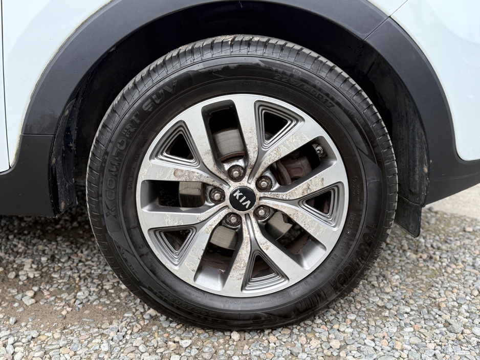 2014 Kia Sportage - image 9