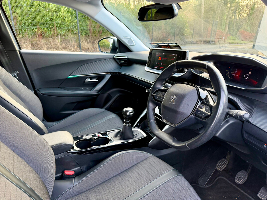 2021 Peugeot 2008 1.2 Puretech 100bhp Allure €18,950