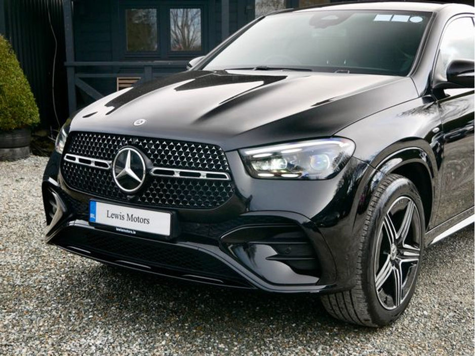 2025 Mercedes-Benz GLE Class - image 9