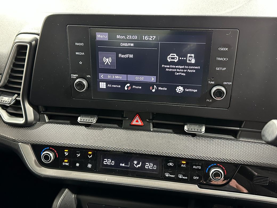 2022 Kia Sportage - image 15