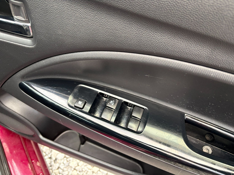 2017 Mitsubishi Mirage - image 15