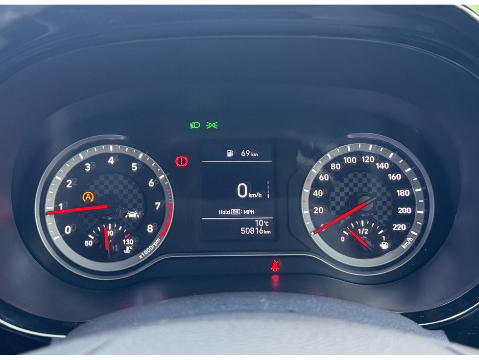 2023 Hyundai i10 - image 15