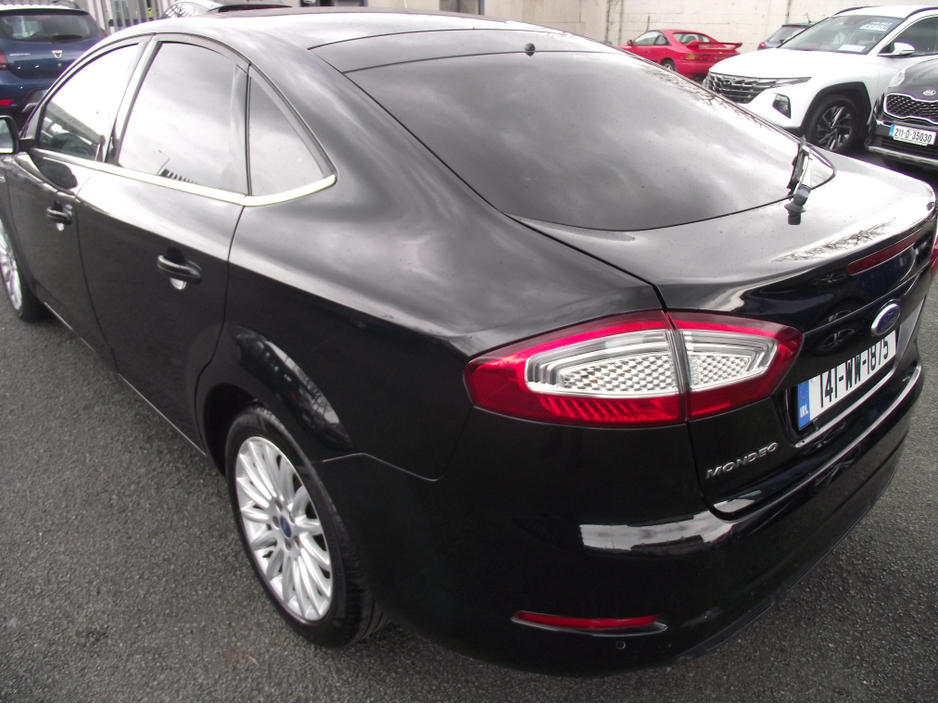 2014 Ford Mondeo - image 8