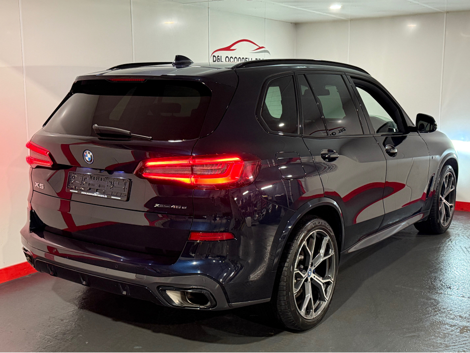 2022 BMW X5 - image 18