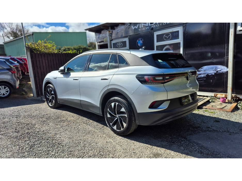 2023 Volkswagen ID.4 - image 7