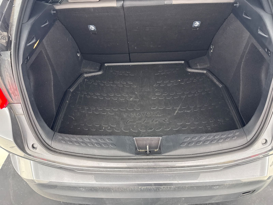 2022 Toyota C-HR HYBRID SOL 4DR AUTO