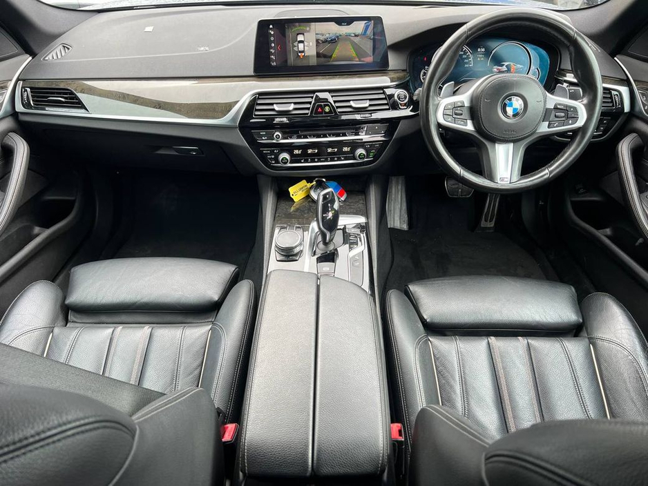 2018 BMW 5 Series - image 10