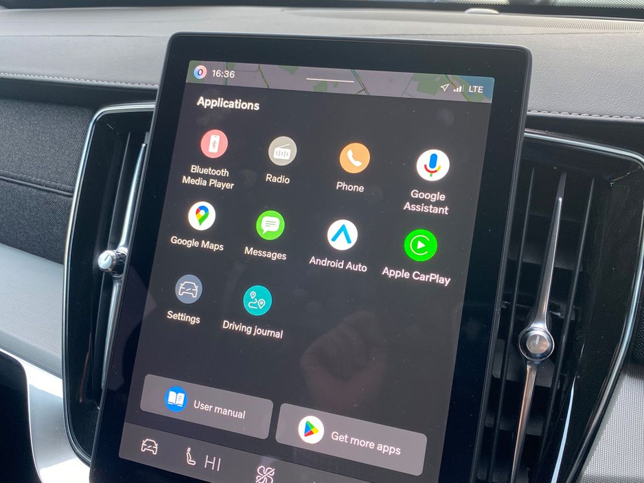 2025 Volvo XC90 - image 24