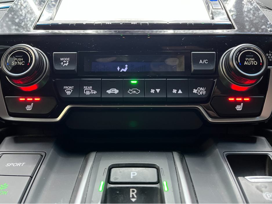 2022 Honda CR-V €33950 2022 HONDA CR-V EHEV EX HYBRID 2.0 AUTOMATIC / CRUISE CONTROL / REVERSE CAMERA / ELECTRIC MEMORY & HEATED SEATS / PADDLE SHIFTERS €33,950