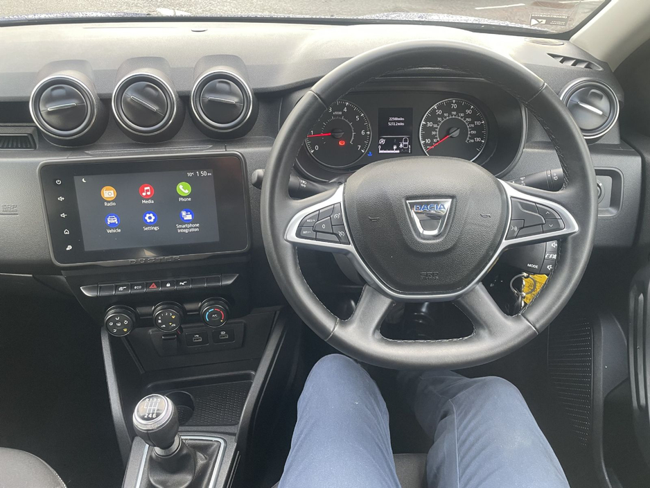 2022 Dacia Duster - image 21