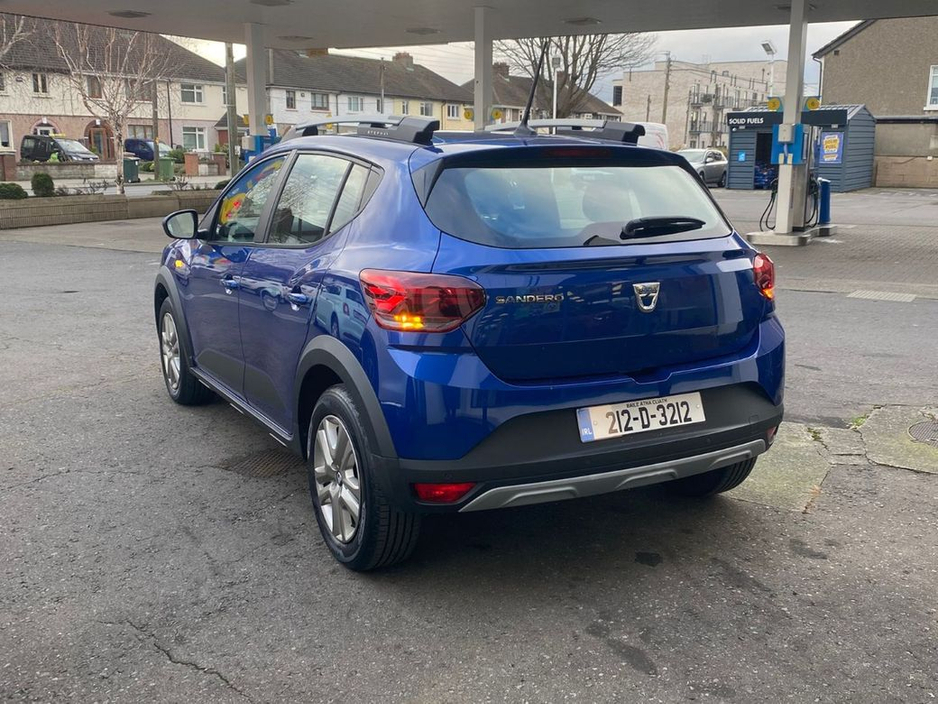 2021 Dacia Sandero - image 9