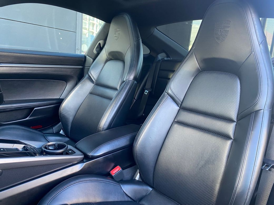 2020 Porsche 911 - image 15