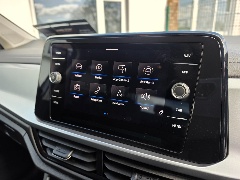 2022 Volkswagen T-Roc - image 14