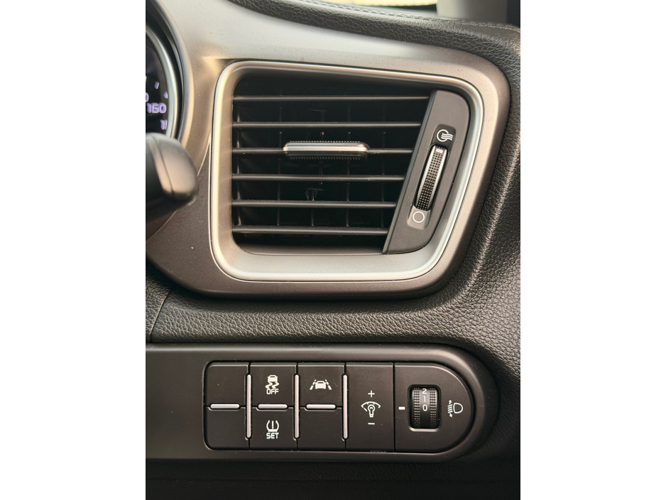 2021 Kia Ceed COMMERCIAL €12,601