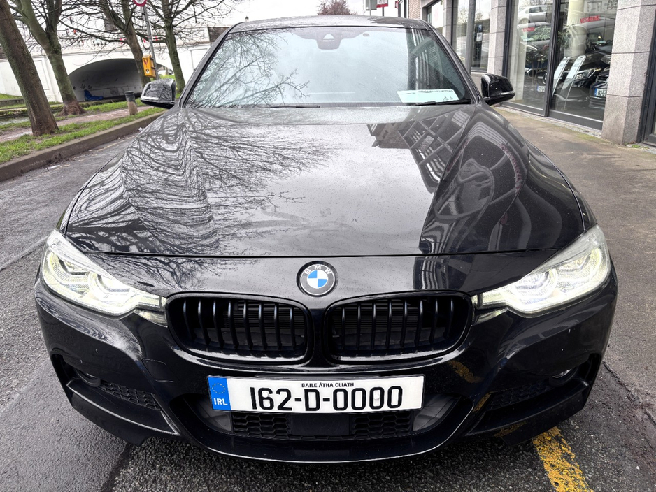 2016 BMW 3 Series - image 3