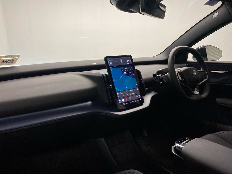 2025 Volvo EX30 Single Motor BEV 272hp Plus €39,995