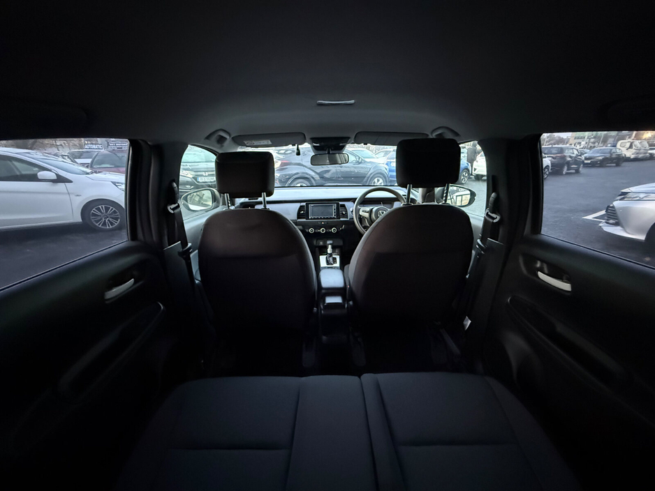 2020 Honda Fit - image 27