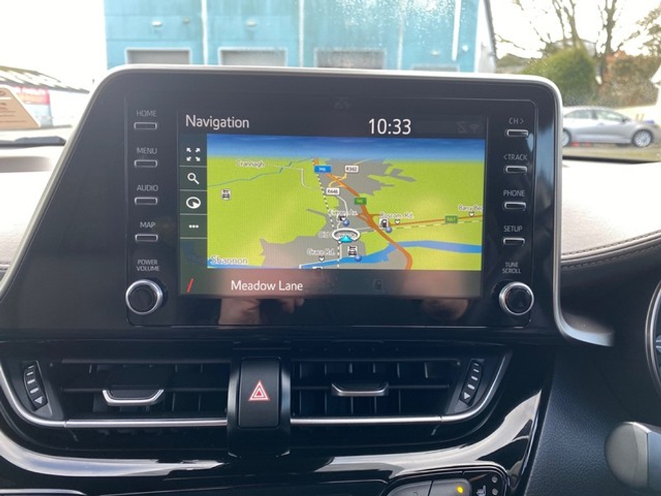 2022 Toyota C-HR - image 11