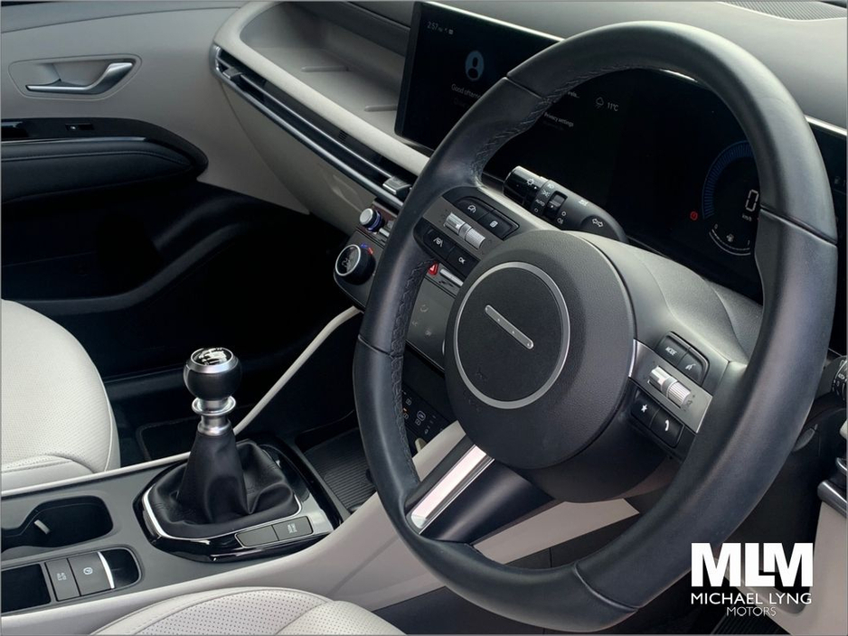 2025 Hyundai Tucson - image 11