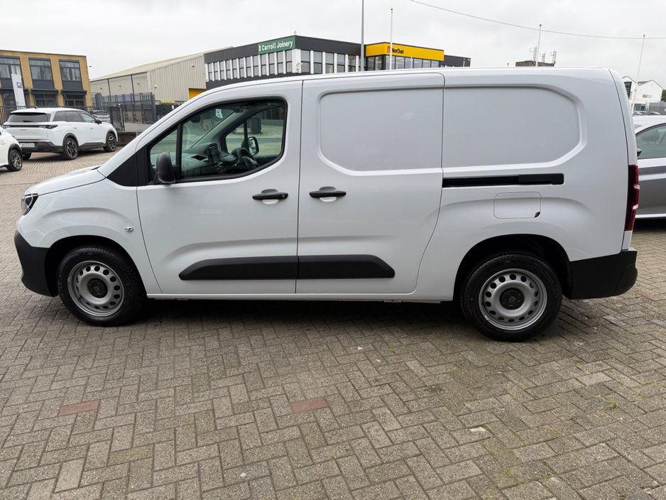 2026 Peugeot Partner - image 6