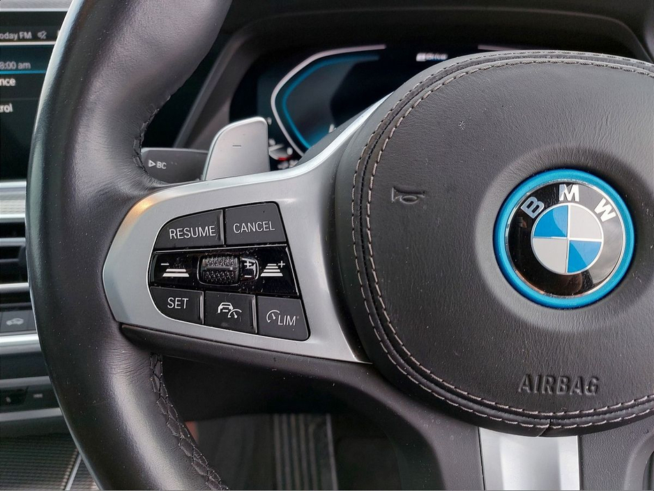 2022 BMW X5 xDrive45e xLine M Sport €64,995