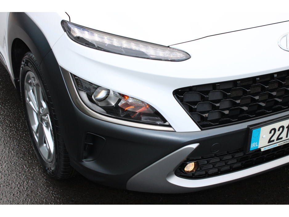 2022 Hyundai Kona 1.0 T-GDI Executive Two Tone Roof €22,950