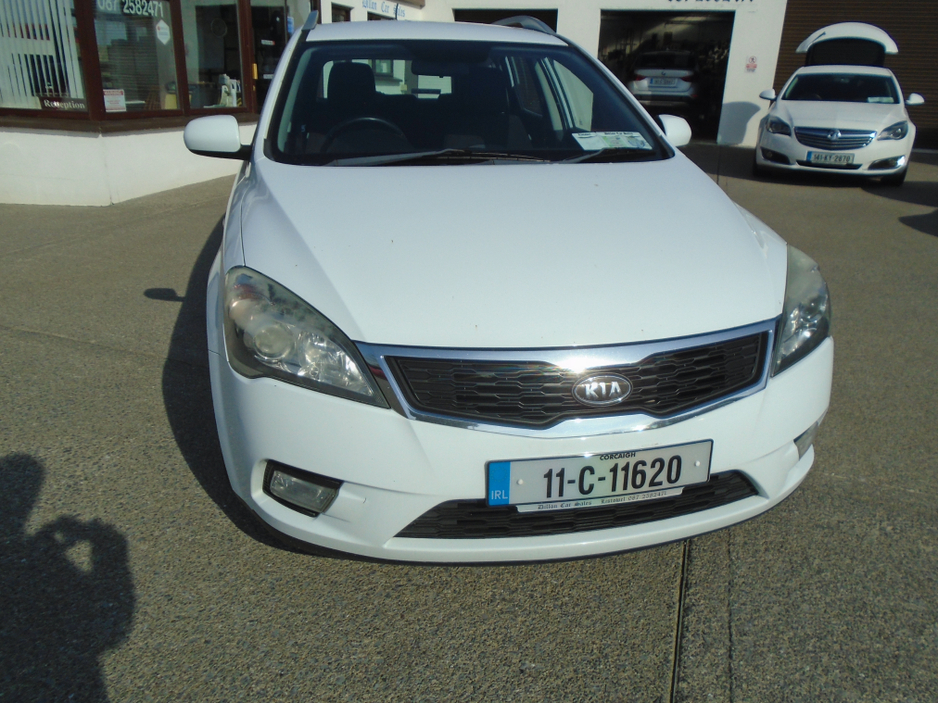 2011 Kia Ceed - image 6