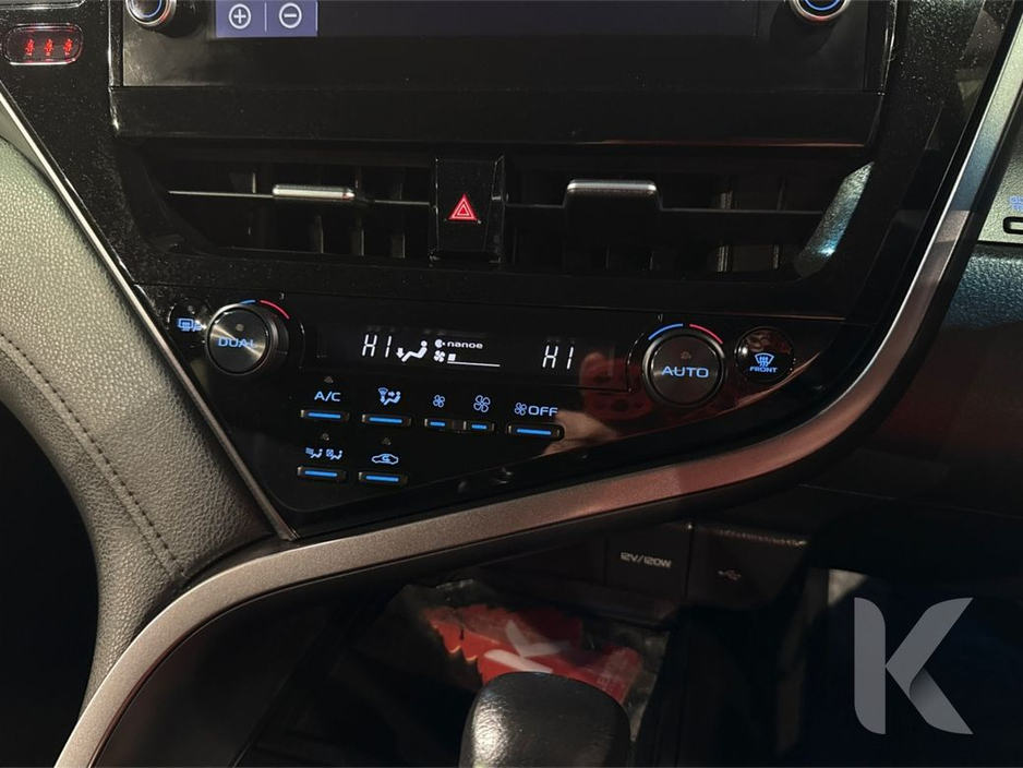 2022 Toyota Camry 2.5 AUTOMATIC - HYBRID - MULTI FUNCTION STEERING WHEEL - CRUISE CONTROL - LANE KEEP ASSIST - REVERSE CAMERA €30,950