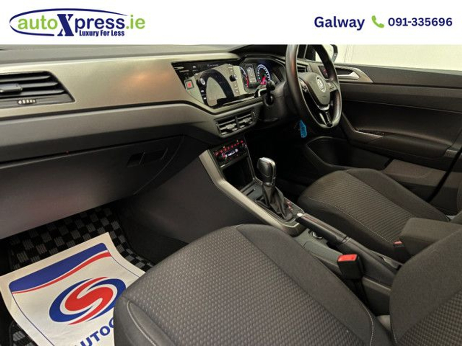 2018 Volkswagen Polo - image 8