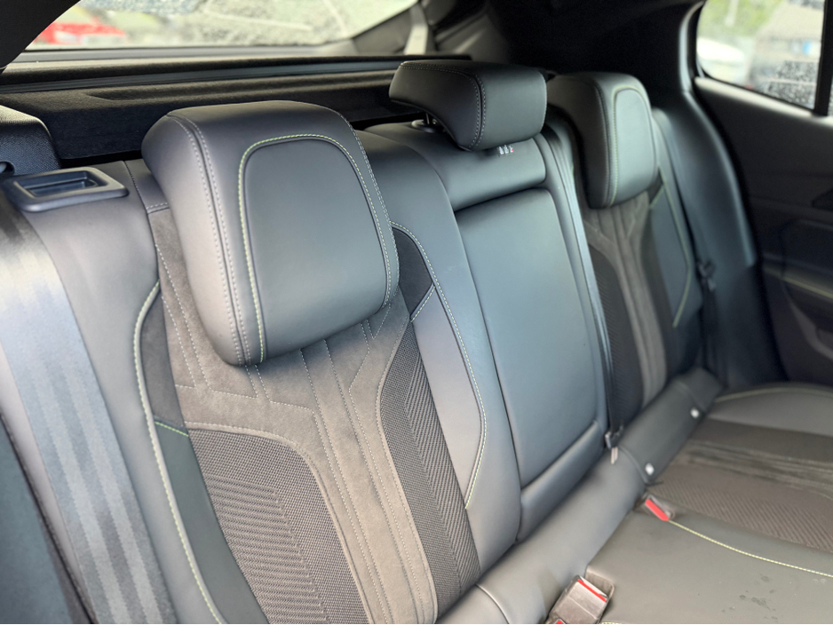 2024 Peugeot 408 - image 29